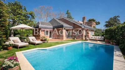 5 bedroom villa for sale in Catalonia, Barcelona, Barcelona, Spain - foto 1