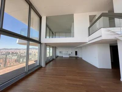 4 bedroom duplex for sale in Catalonia, Barcelona, Barcelona, Spain - foto 1