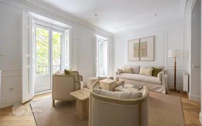 Stylish three-bedroom apartment in Salamanca, Madrid, Spain - photo 1