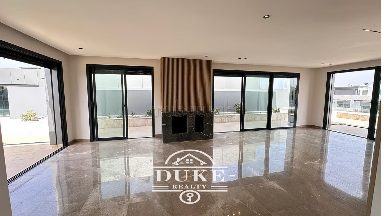 المansion الاستثنائية، الدور الممتاز، غرفة ثلاث صالونات في سويسي.